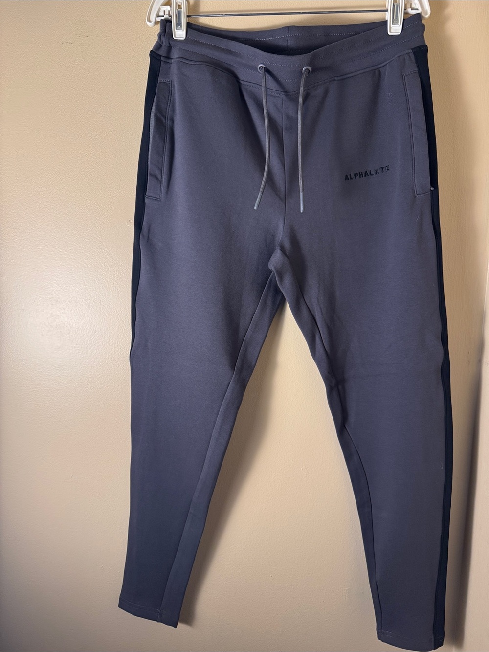 Alphalete Men's Dark Charcoal Joggers with Side Stripe